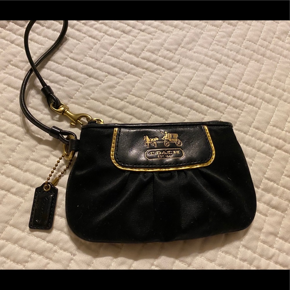 Small Coach wristlet